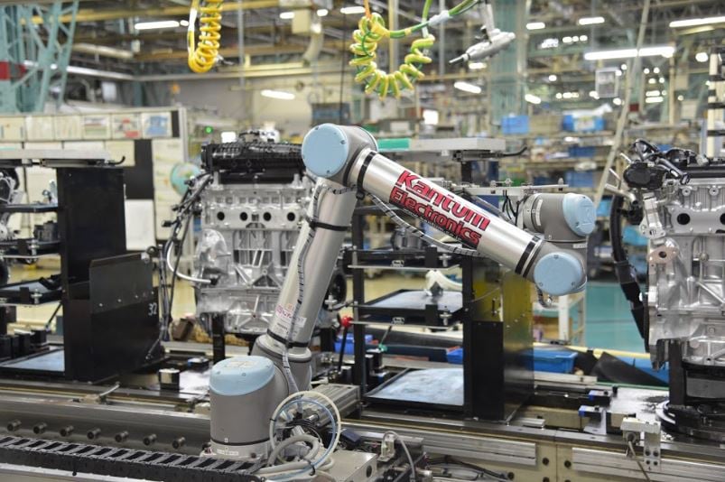 UR10 cobot at Nissan plant