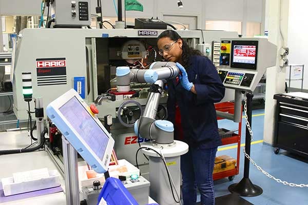 double-its-production-output-with-collaborative-robots-while-promoting-employees-to-more-value-added-tasks