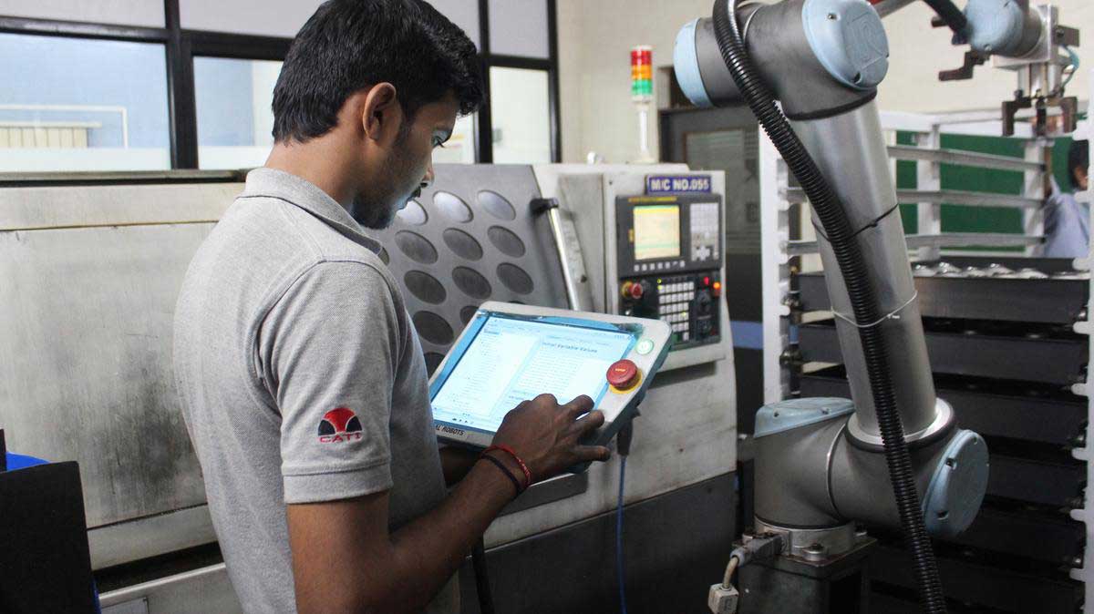 Automatic-inspection-by-cobots-at-CATI
